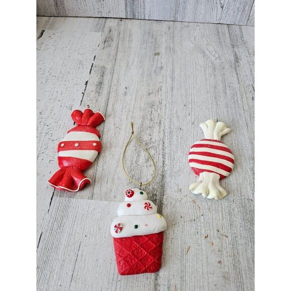 Candy cupcake vintage ornament red white set Xmas tree - Picture 1 of 9